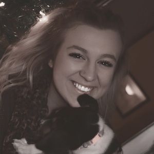 Meet your Posher, Hannah